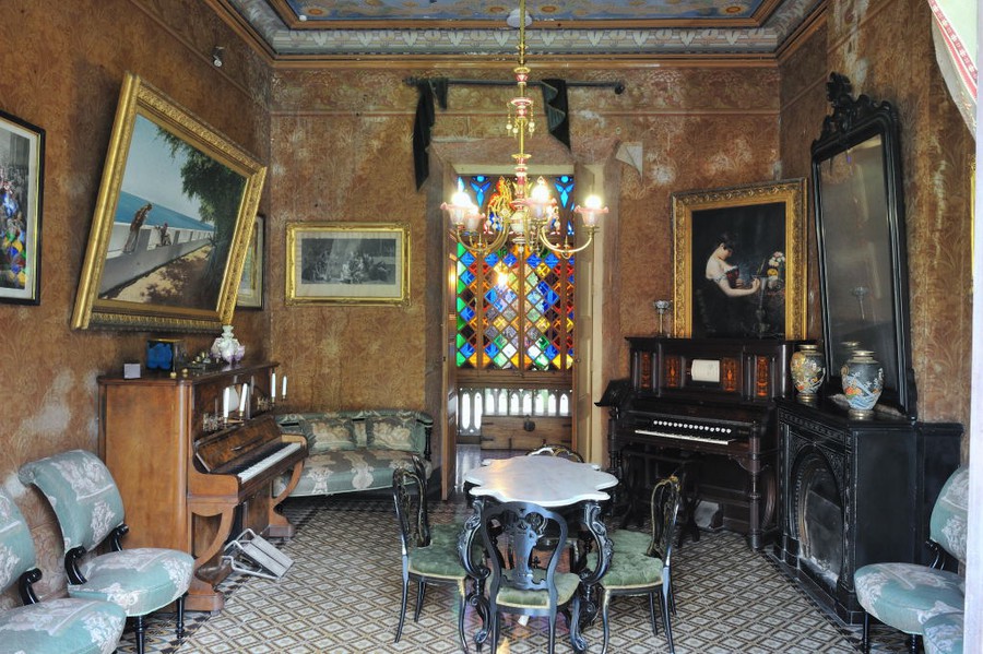 Sala de los Pianos
